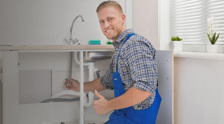 24/7 Plumbing Response in Maryneal, TX